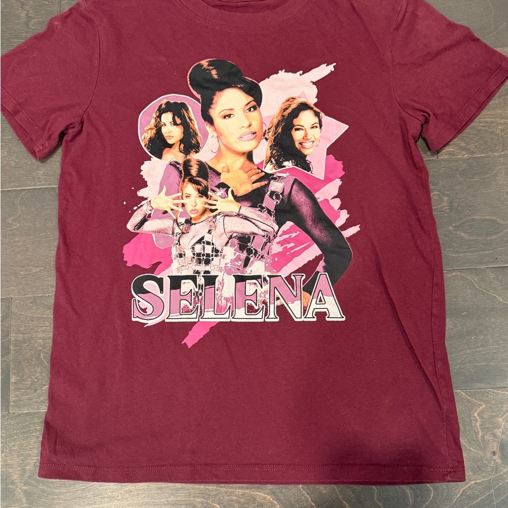 Selena Graphic Women's Top - Maroon